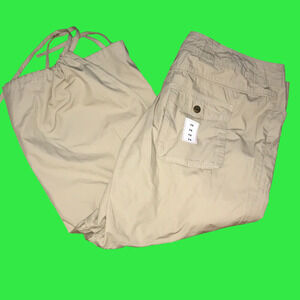 NWOT Bonprix khaki Capri pants 10